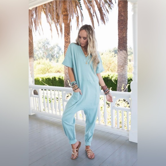 HP🏝️ 1 & Done Harem Short Sleeve Jumpsuit w/Pockets NWT - Picture 5 of 10